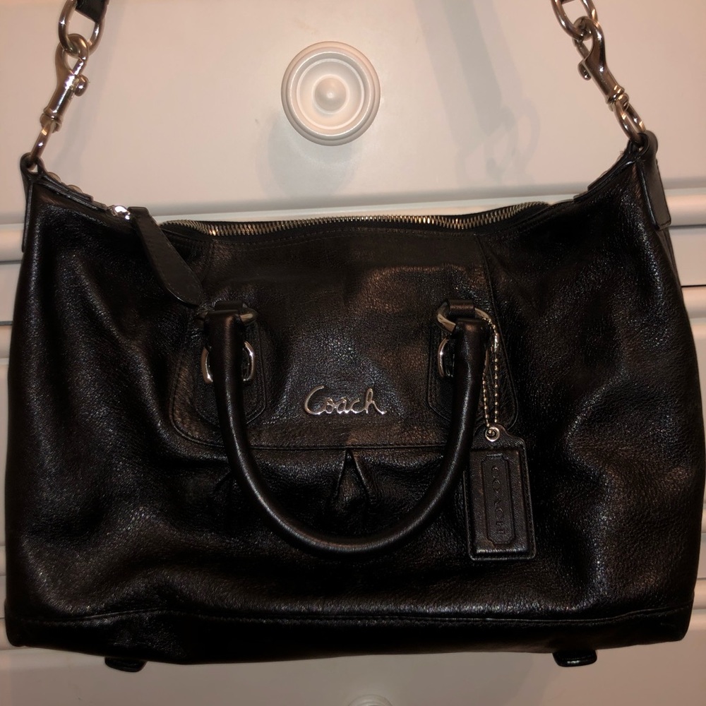 Coach purse - Picture 2 of 8